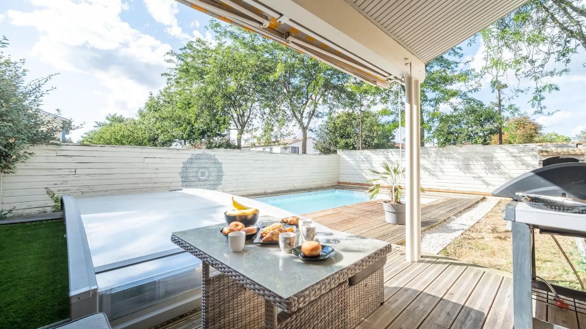Villa St Simon - 11 Couchages, Piscine, Parking, Parfait Entre Famille, Amis Ou Pros contacts